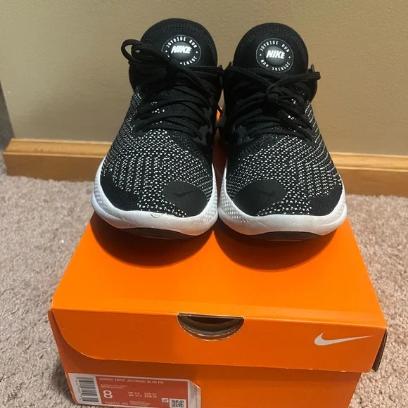 Nike Joyride Women’s Sneakers. - Picture 3 of 5